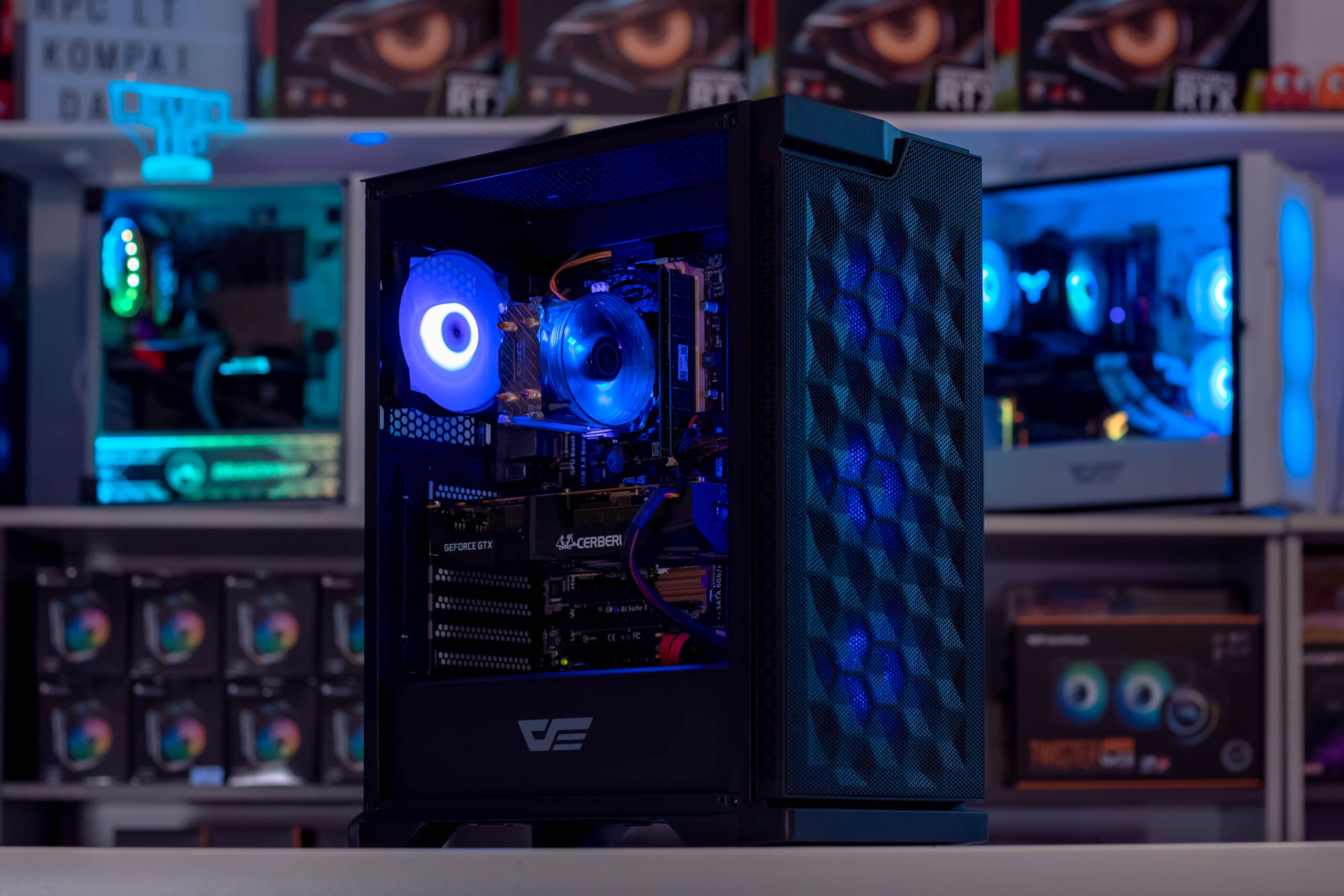 rtt130-3 Kompiuteris su Intel i7-4770, GTX 1070 TI 8GB, 16GB RAM, modernus dizainas