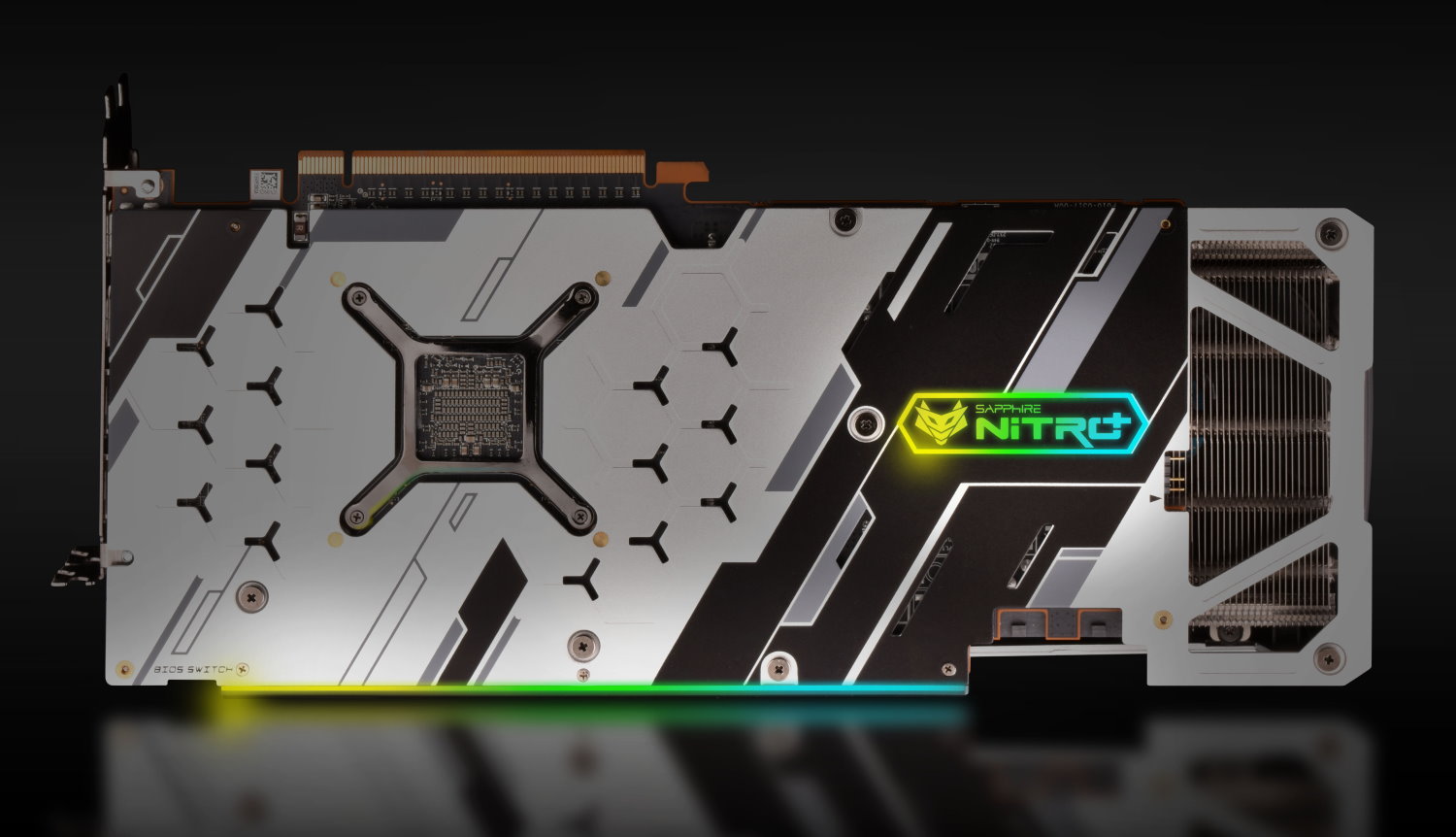 5700xt2 Sapphire Nitro+ RX 5700 XT su 8 GB atminties
