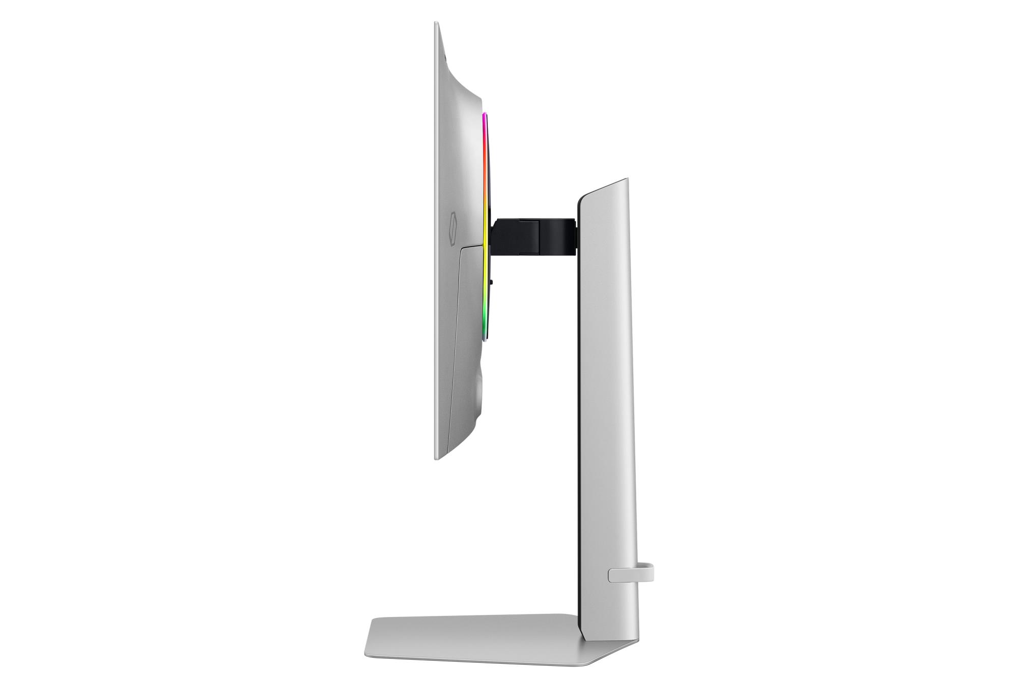 2e094c5f-008c-4f02-8e1e-4e1d90a2368b Monitorius Samsung LS27DG602SUXEN, matomas iš šono, rodo HDMI prievadus