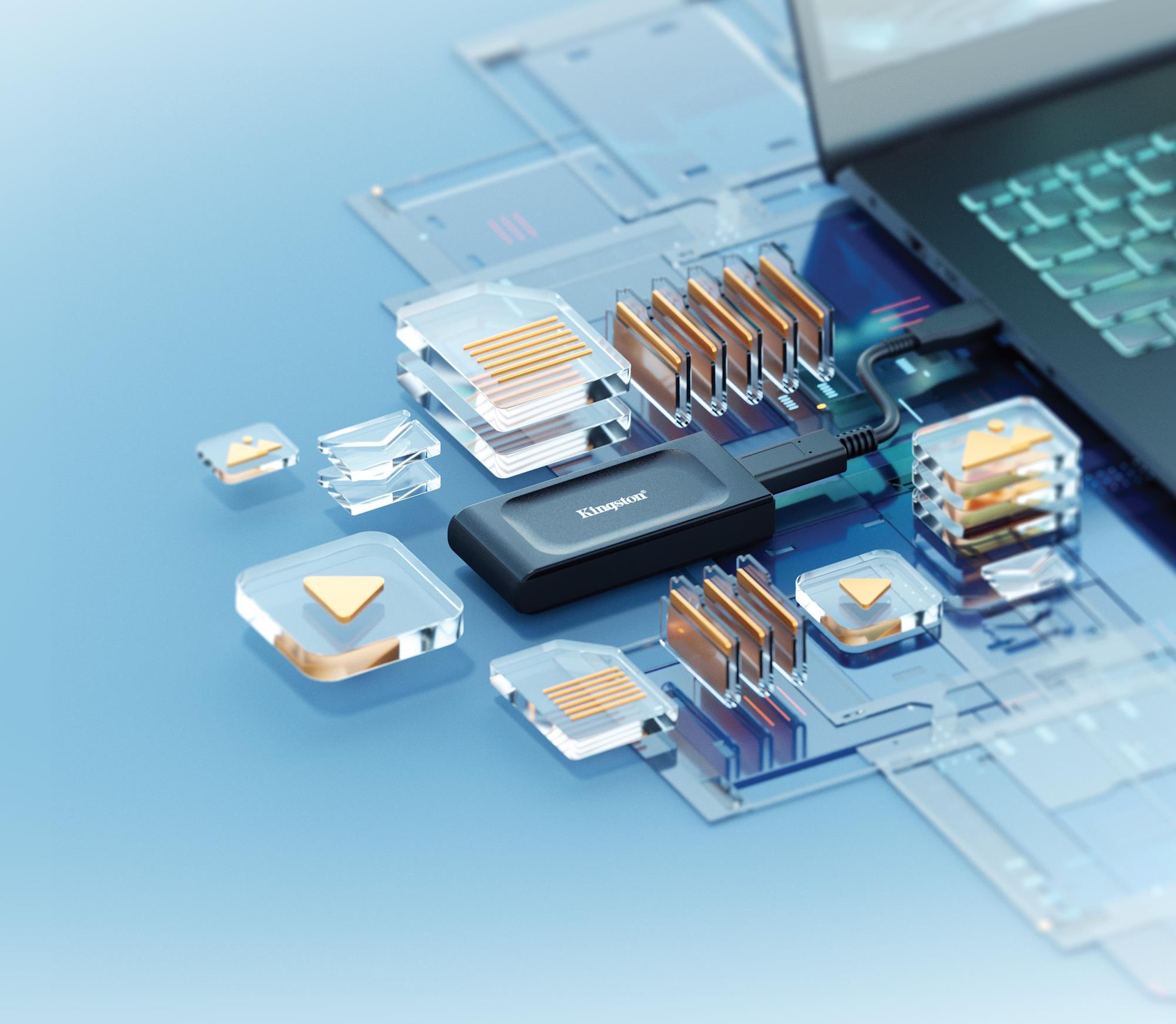 53d41d07-e8eb-4110-b194-05a341a98b46 Kingston XS1000 SSD su USB 3.2 Gen 2, matomas iš šono