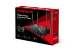 Maršrutižatorius AC12G, vaizdas iš šono, matomi Ethernet LAN prievadai