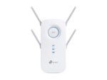 Wi-Fi extender TP-LINK RE650, matomas iš šono su keturiomis išorinėmis antenomis