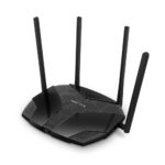 Maršrutižatorius MR70X, matomas iš šono, rodo Ethernet LAN prievadus