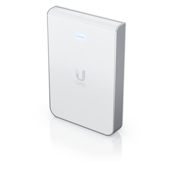 cb8e2ca8-3018-4776-8064-bcdf891af8f7 WiFi 6 prieigos taškas U6-IW, matomas iš šono su RJ-45 prievadu