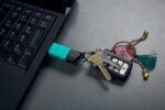 USB atmintinė Kingston DataTraveler Exodia su uždengimu, šoninis vaizdas