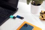 USB 3.2 Flash Drive DataTraveler Exodia M su atidarymo dangteliu, juoda/mėlyna spalva