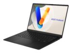 Nešiojamas kompiuteris ASUS Vivobook S 14 OLED, matomas iš šono, su klaviatūra ir ekranu