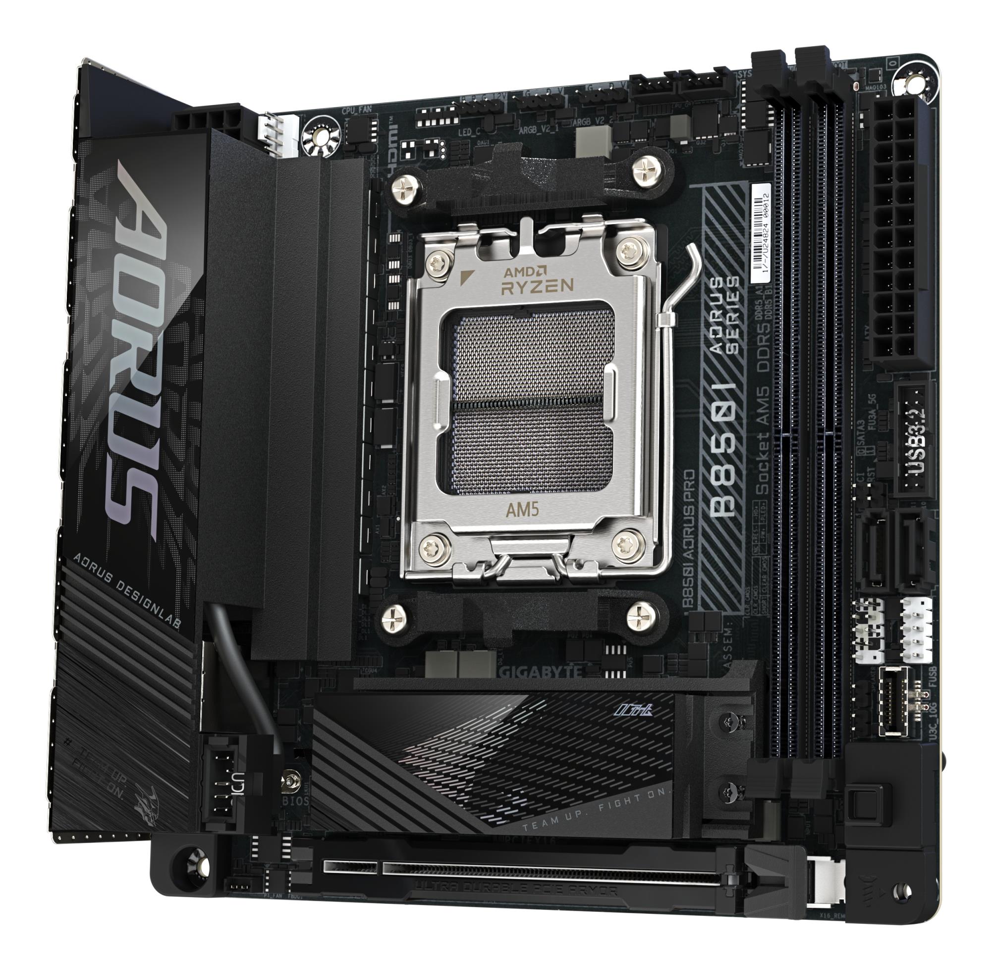 9ff24e9f-b0e9-432b-91ae-a50085e8f9b7 Motininė plokštė Gigabyte B850I AORUS PRO, viršutinis vaizdas su jungčių išdėstymu