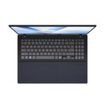 Nešiojamas kompiuteris Asus Vivobook 16, Quiet Blue, šoninis vaizdas su atidarytu ekranu