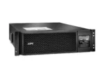 APC Smart-UPS SRT 5000VA RM 230V, šonas su jungtimis ir ventiliacija
