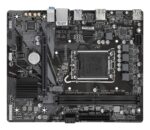 Motininė plokštė Gigabyte H610M K V2, matoma iš viršaus su DDR5 atmintimi