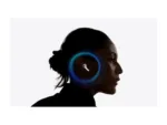 AirPods Pro 3 ausinės su įkrovimo dėžute, matomos iš šono