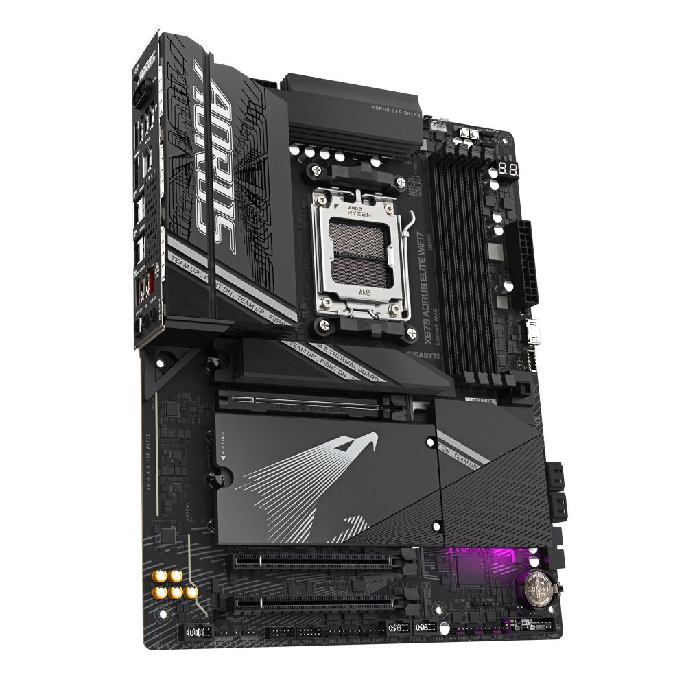 93cf8ec7-788e-48bf-b53e-63929101ffa3 Motininė plokštė GIGABYTE X870AELITEWIFI71.1, viršutinis vaizdas su DDR5 atminties lizdais