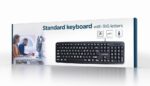 Juodos klaviatūros su QWERTY išdėstymu viršus, matomi klavišai ir dizainas