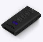 USB 2.0 hub NZXT su penkiais prievadais, matomas iš šono