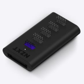 2031b08d-edd1-4b05-8a30-389a870d5995-1 USB 2.0 hub NZXT su penkiais prievadais, matomas iš šono