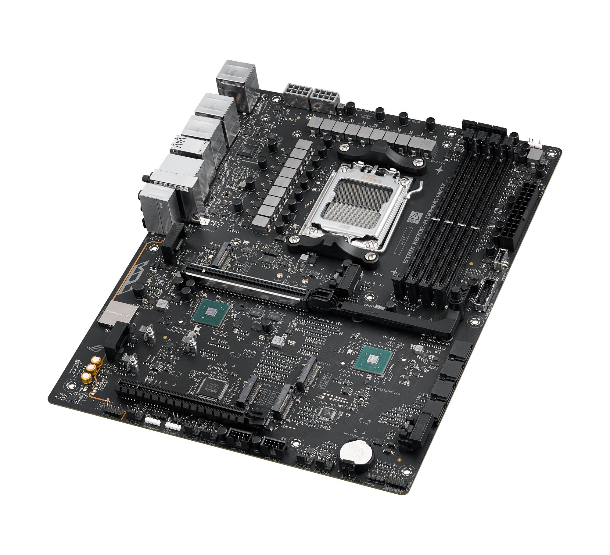 2bf1c4d0-aae2-4d7a-8a3f-4182d6b88fb2-1 ASUS ROG STRIX X870E-H su atidarytu DDR5 atminties lizdų vaizdu