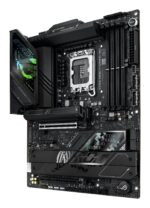 Motininė plokštė ASUS ROG STRIX Z890-F su atidarytu pakuotės dizainu