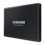 SSD SAMSUNG SSD series PM9A3 1.92TB PCIe Gen4 NVMe Write speed 4000 MBytes/sec Read speed 6800 MBytes/sec Form Factor U.2 TBW 32800 TB MZQL21T9HCJR-00A07