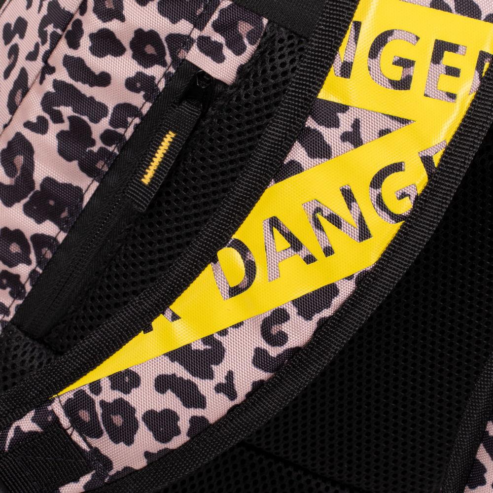 43c4e794-9d1e-4668-9953-83d26bdf661a NB BACKPACK URBAN 14L 13.3"/5421 LEOPARD RIVACASE