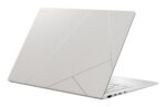 Nešiojamas kompiuteris ASUS ZenBook UX5406SA su atidarytu ekranu ir klaviatūra