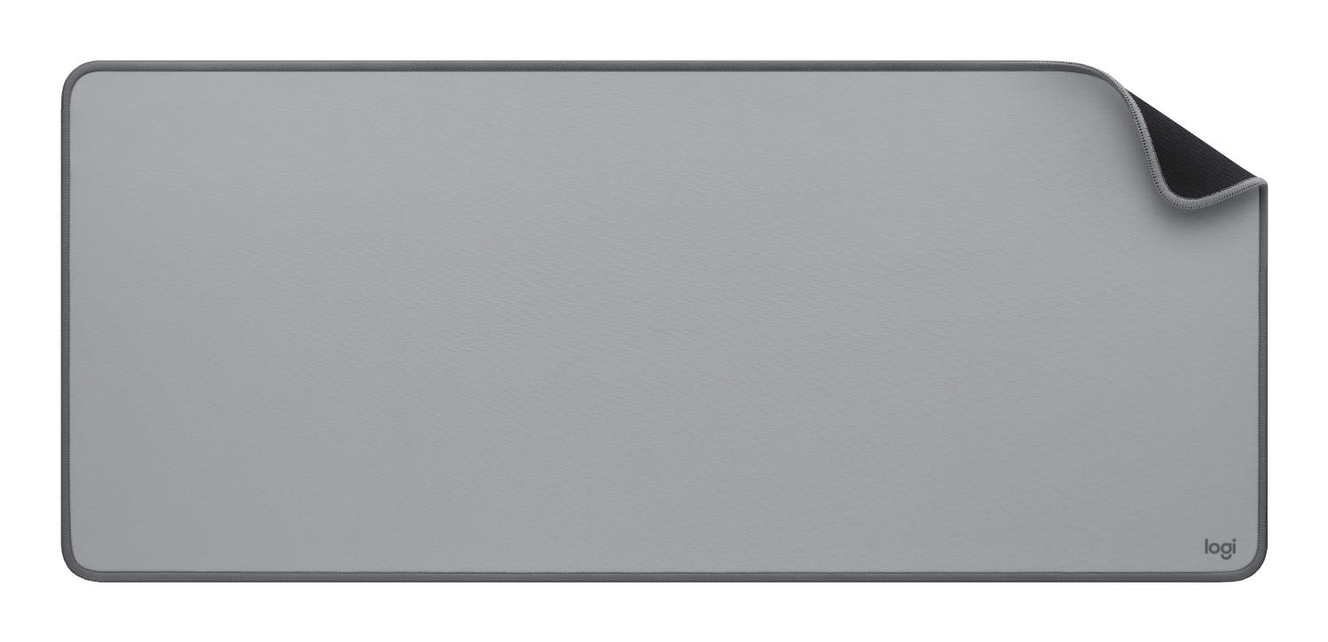 72b36b2f-e7db-45c6-bdc9-3c1233c7e67b Pelės kilimėlis Logitech Studio matomas iš šono, rodo storį ir tekstūrą