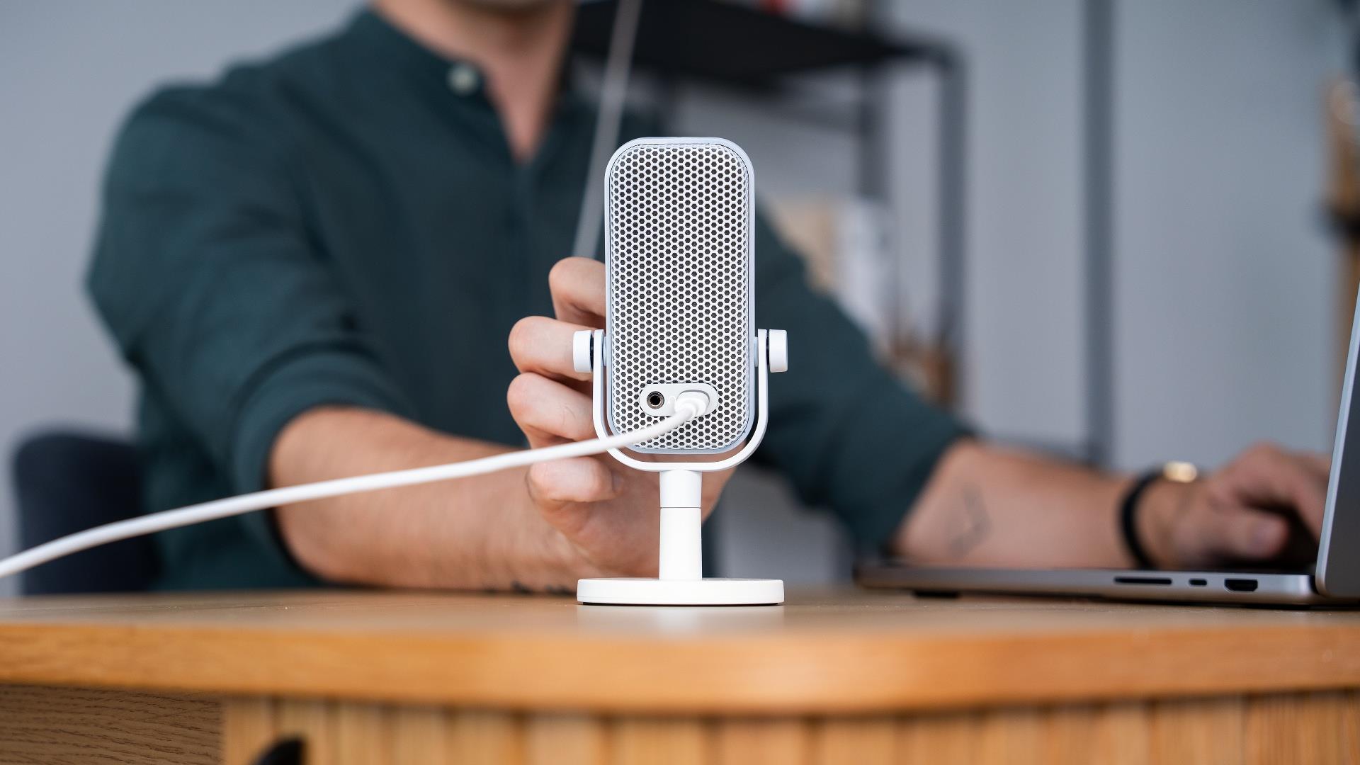83bb772e-e946-4f2d-9749-9f7a6e8c32ba MICROPHONE SOLUM VOICE S OWH/USB-C WHITE EY1B015 ENDORFY