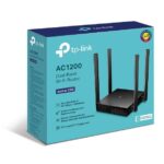 Maršrutizatorius TP-LINK ARCHERC54, vaizdas iš šono su matomomis antenomis
