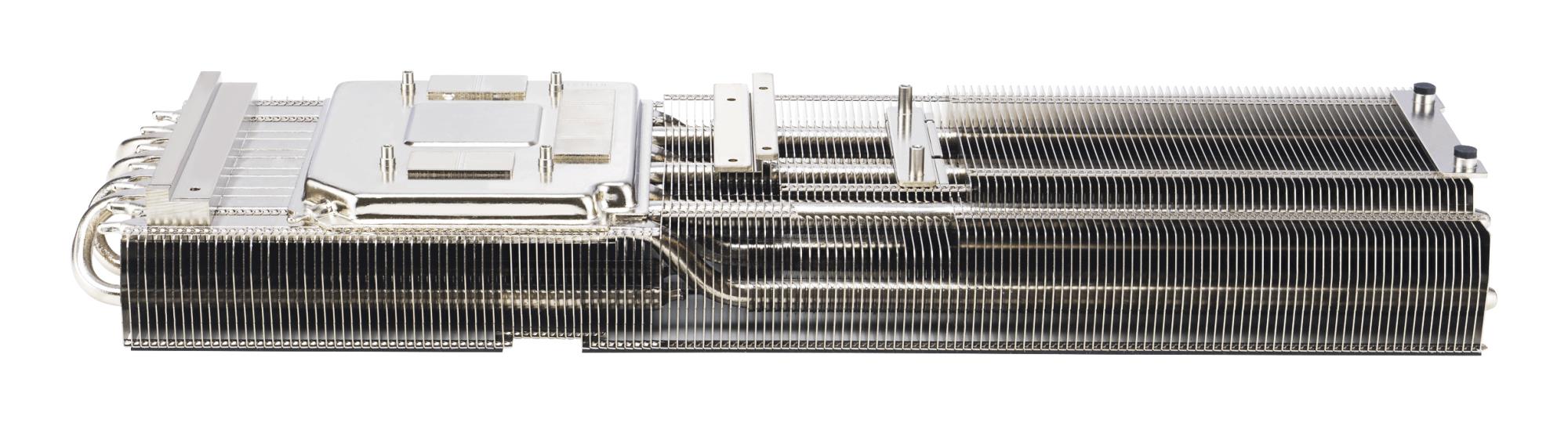 9e089768-9da0-4586-a1ad-ce4d7dbf2bf7 Vaizdo plokštė ASUS NVIDIA GeForce RTX 5080, šoninis vaizdas su jungtimis
