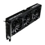 Vaizdo plokštė Palit NVIDIA GeForce RTX 5070 su trimis aušinimo ventiliatoriais