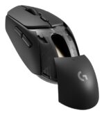 Pelė Logitech G309, juoda, matomas šoninis vaizdas su mygtukais