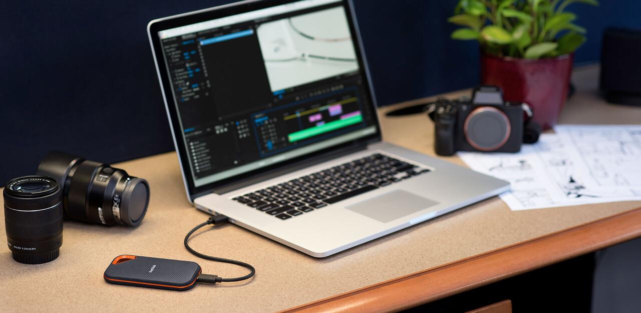 c1c90d7c-e105-4f3f-981c-599f27b1e135 External SSD SANDISK Extreme Pro 4TB USB-C Write speed 2000 MBytes/sec Read speed 2000 MBytes/sec SDSSDE81-4T00-G25