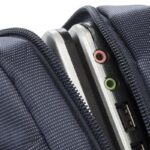 Dėklas Rivacase 13.3" matmenų, atidarytas ir rodo vidinę erdvę