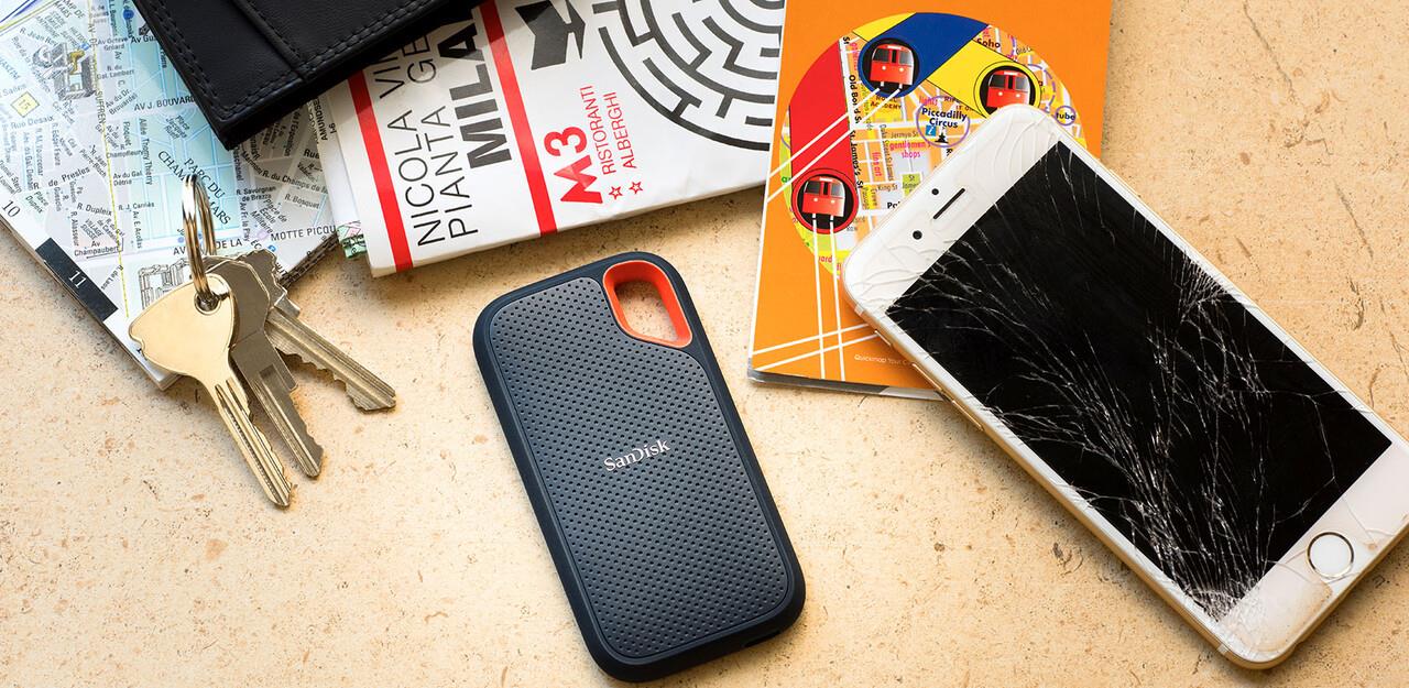c7fd3f4d-bed4-4a59-9c88-cfe87dfedbc4 External SSD SANDISK Extreme 4TB USB-C Write speed 1000 MBytes/sec Read speed 1050 MBytes/sec SDSSDE61-4T00-G25