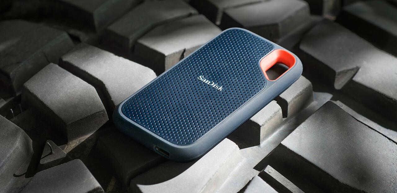 cb84313b-a5ac-4a86-babd-ce743d9a791b External SSD SANDISK Extreme 4TB USB-C Write speed 1000 MBytes/sec Read speed 1050 MBytes/sec SDSSDE61-4T00-G25
