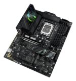Motininė plokštė ASUS ROG STRIX Z890-F su atidarytu pakuotės dizainu