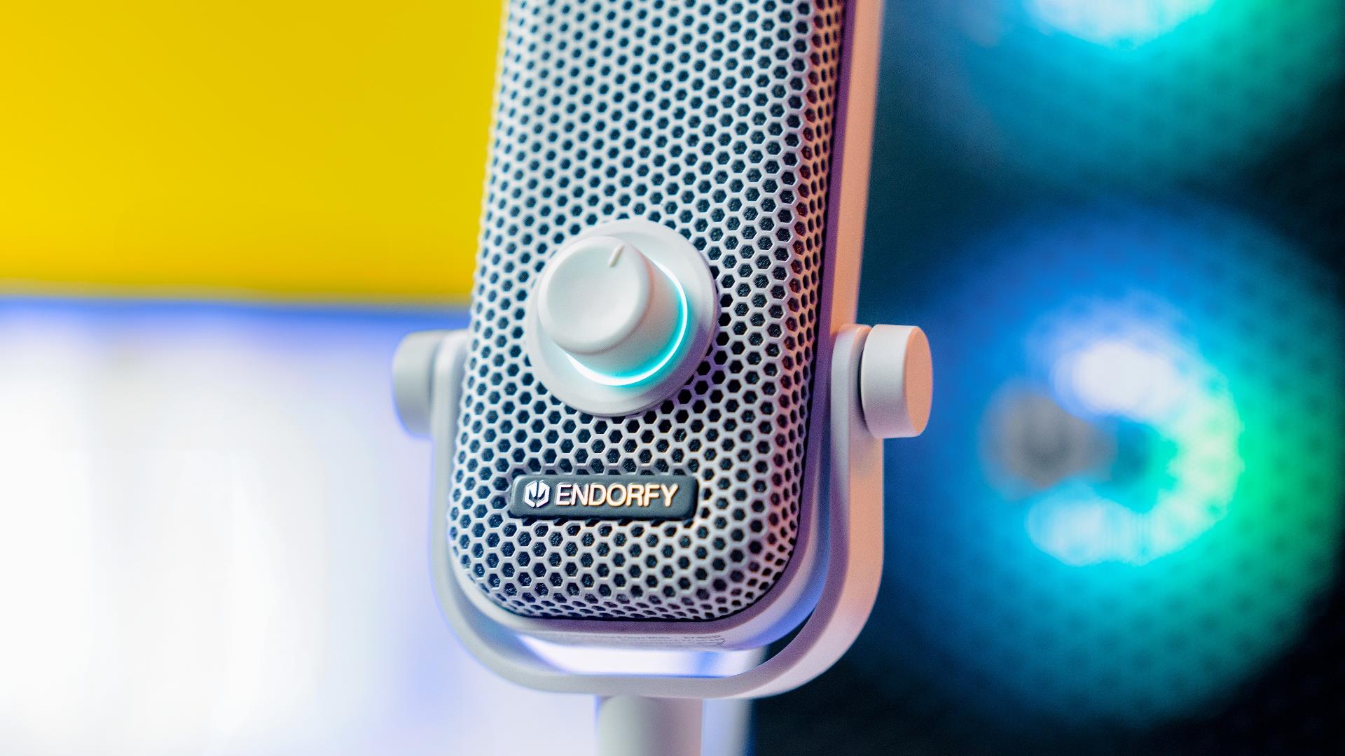 e5688a01-1eab-4c9a-8ed4-3cf1b1253f4d MICROPHONE SOLUM VOICE S OWH/USB-C WHITE EY1B015 ENDORFY