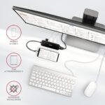 USB-C 6IN1 HMC-6H4A adapteris, matomas iš šono su prijungtais įrenginiais