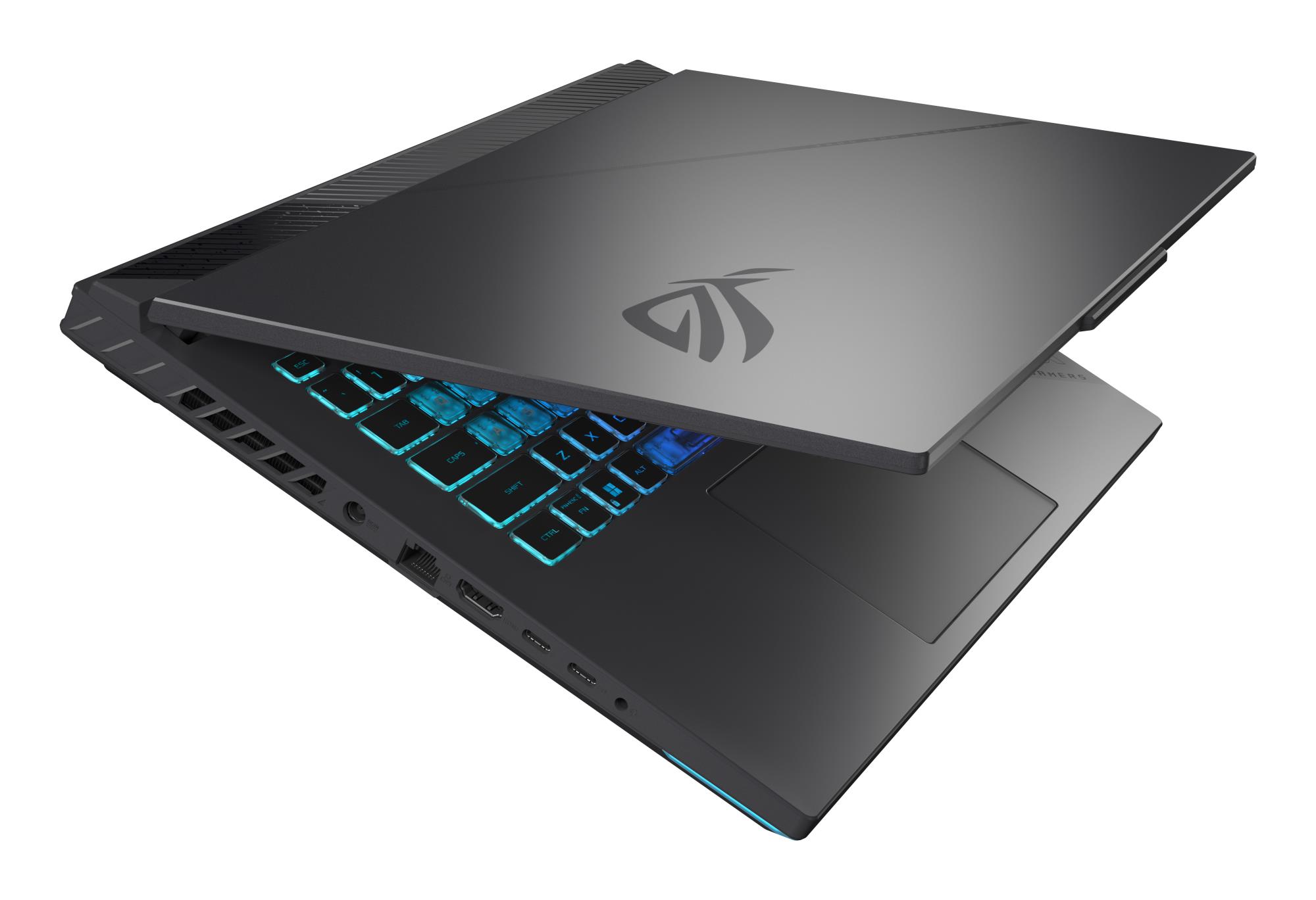 c6bfb334-709f-460a-9a3b-abe8b39e2c73 Nešiojamas kompiuteris ASUS G614PR su atidarytu ekranu, rodančiu Windows 11