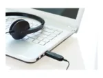 Ausinės Logitech H340 juodos spalvos, matomos iš šono su mikrofonu