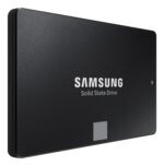 SSD 8TB 6GB/S 870 EVO, viršutinis vaizdas su etiketėmis ir jungtimis