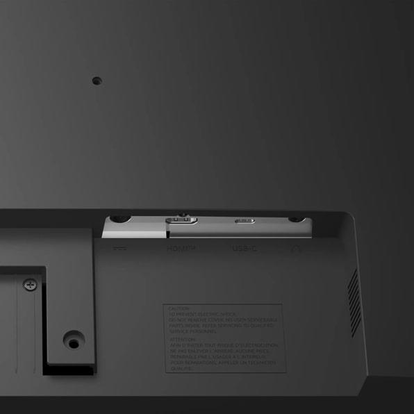 ff70ab6d-93c2-41a7-971e-0533c144f649 Monitorius LG 32U631A-B, matomas iš šono, rodo ploną rėmelį