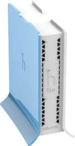 MikroTik RB941-2nD-TC hAP Lite, šoninis vaizdas su Ethernet prievadais
