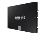 SSD 870 EVO 500 GB, matomas iš šono, rodo SATA III jungtį