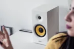 Edifier   Bookshelf Speaker   R1080BT   Bluetooth   Wireless connection