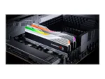 G.Skill Trident Z5 RGB atminties modulių artimas vaizdas, rodo detales