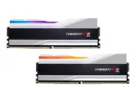 Atminties modulis G.Skill Trident Z5 RGB, matomas iš šono, su ryškiomis RGB šviesomis