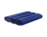 T7 nešiojamas SSD, mėlynas, matomas iš šono su USB 3.2 prievadu