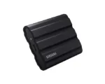 Išorinis SSD T7, juodas, matomas iš šono su USB 3.2 jungtimi