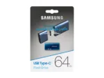 USB atmintinė Samsung MUF-64DA/APC, matoma iš šono su ryškiu mėlynu korpusu